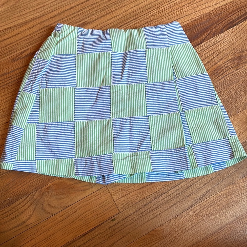 Kelly’s Kids skort-size medium/7-8-blue, green and white seersucker-so preppy!